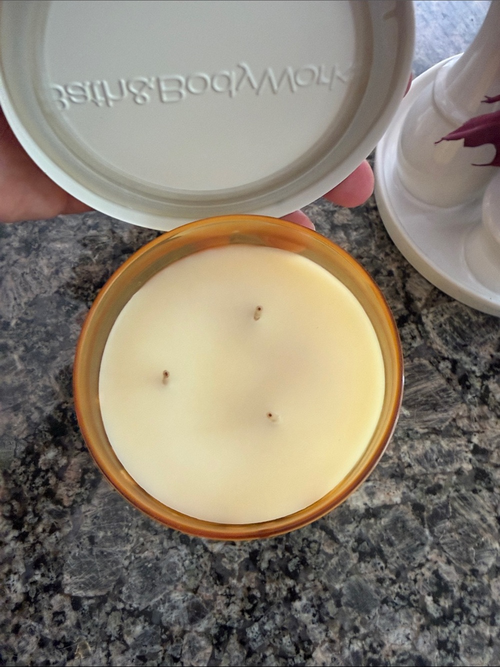 Bath & Body Works Iced Lemon Pound Cake 3-Wick Candle - Yellow - Picture 3 of 4